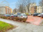 Außen 4 - Parkplatz - Modernisierte 4-Zimmerwohnung mit Balkon & Stellplatz in SZ-Lebenstedt! Meine Wohnung=Mein Partner!