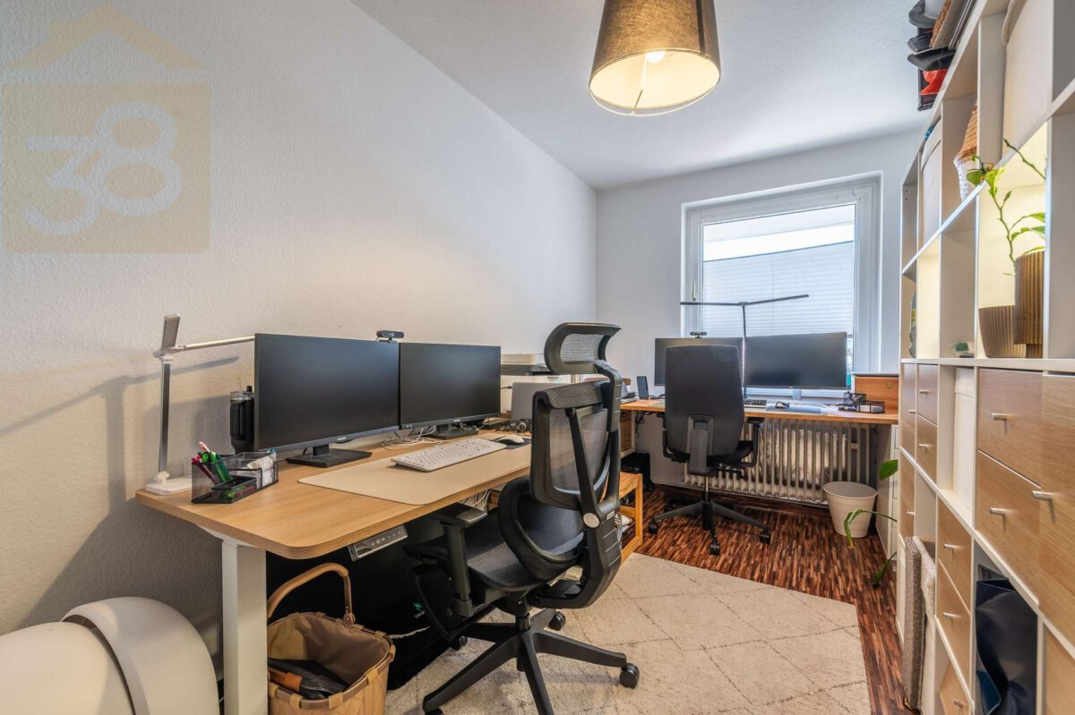Kinder-/Arbeitszimmer