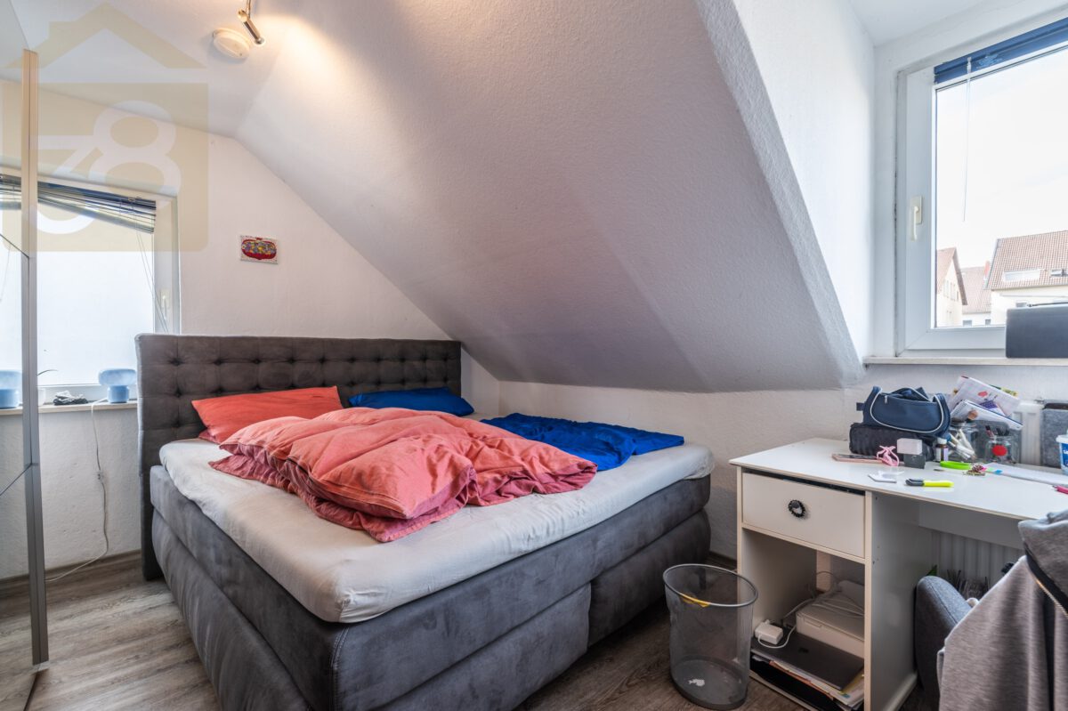 Schlafzimmer DG