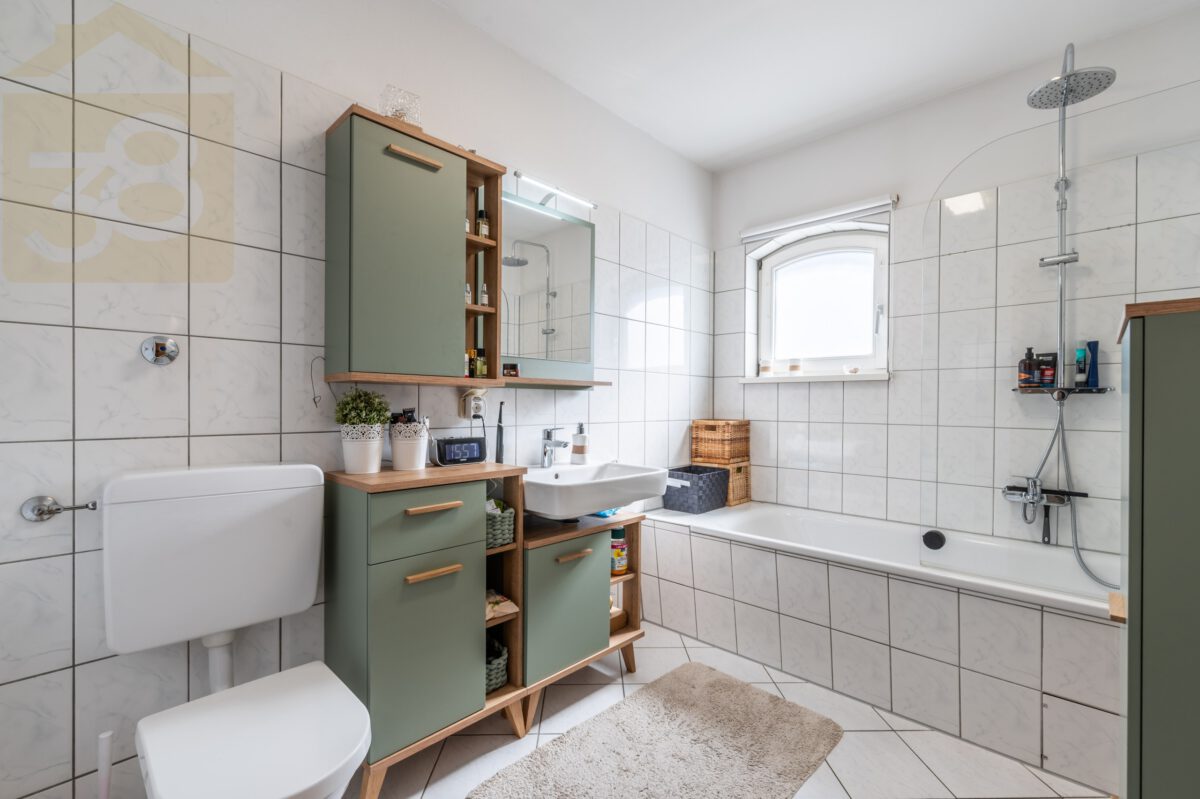 Badezimmer EG