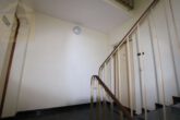 Treppenhaus - Charmante 3-Zimmer-Wohnung mit Balkon und Stellplatz! Meine Wohnung = Mein Makler!