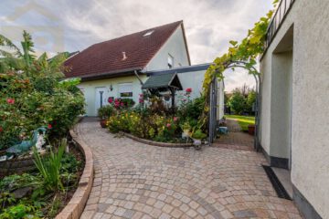 Geräumige Doppelhaushälfte am Hageberg – Wolfsburg! Mein Haus = Mein Makler!, 38440 Wolfsburg, Doppelhaushälfte