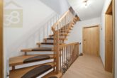 Treppenhaus zum DG - Gepflegtes Reihenendhaus mit Garten in Vorsfelde – Meine Immobilie = Mein Partner!
