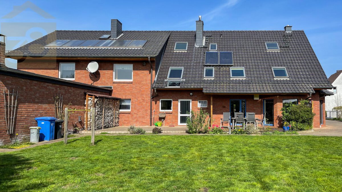 Hausansicht vom Garten