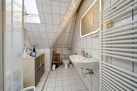 Badezimmer DG
