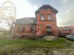 Hausansicht - Sanierungsbedürftiges Mehrfamilienhaus mit 5 Wohneinheiten! Mein Haus = Mein Partner!