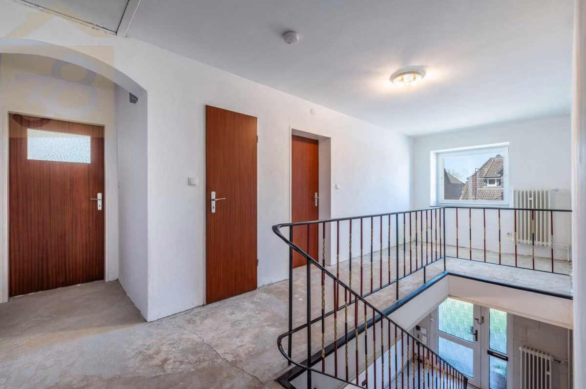Flur DG