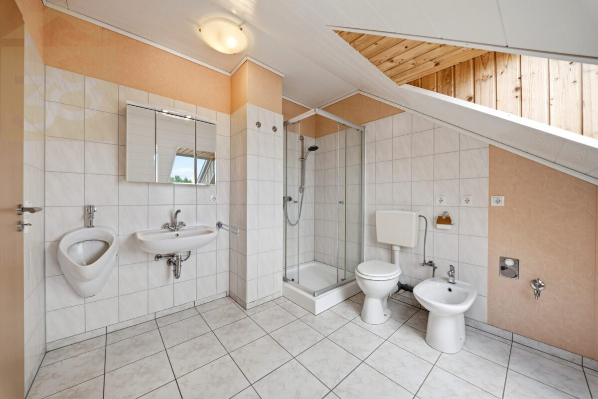 Badezimmer OG