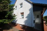 Hausansicht - Gepflegtes Einfamilienhaus mit großem Grundstück und Doppelgarage! Meine Immobilie! = Mein Makler!