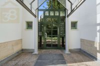 Eingangstür