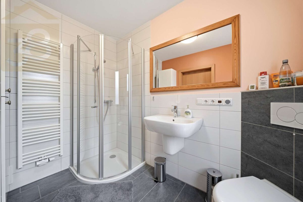 Badezimmer EG