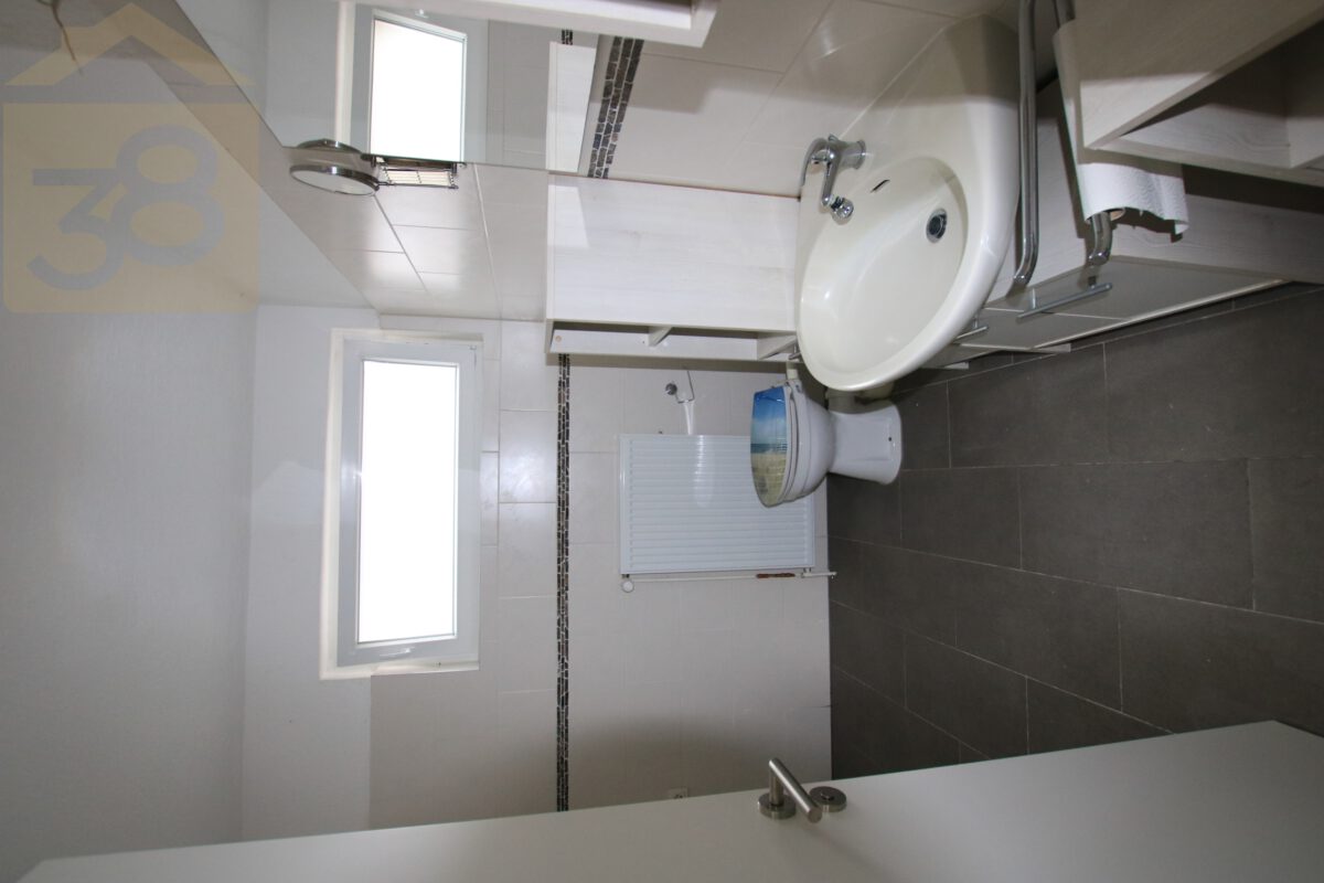 Wohnung 2 EG Badezimmer