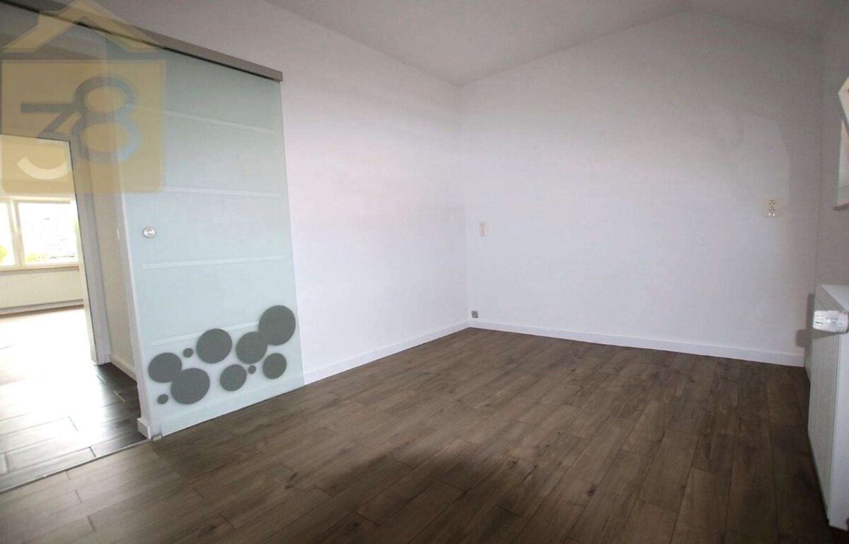 Schlafzimmer DG