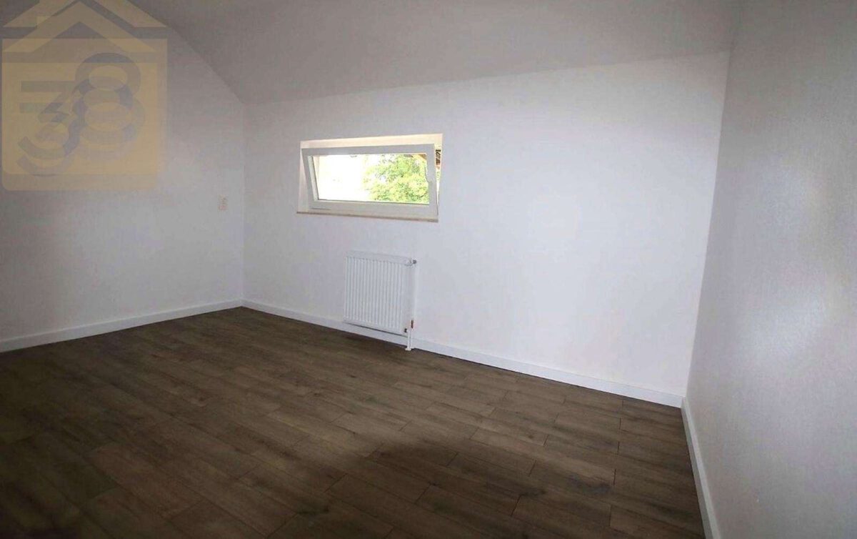 Schlafzimmer DG