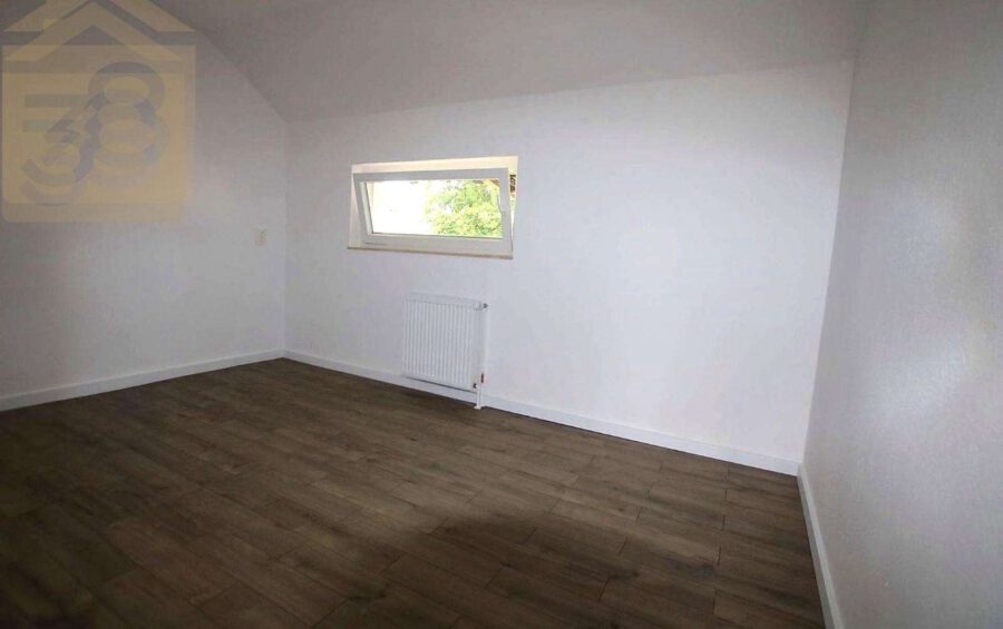 Schlafzimmer DG