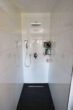 ebenerdige Dusche im Badezimmer - PROVISIONSFREI! Neuwertiges & Modernes Einfamilienhaus in Rühen! Mein Haus = Mein Makler!