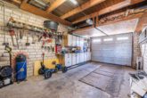Garage - Doppelhaushälfte mit Pool und Kaminofen in Ummern!