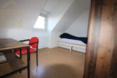 Schlafzimmer OG - Möblierte Doppelhaushälfte zentral in Fallersleben! Mein Haus = Mein Partner!
