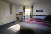 Schlafzimmer - Vollmöblierte 2-Zimmerwohnung im 1. OG! – Meine Wohnung = Mein Makler!