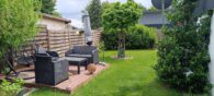 Garten Blick nach Süden Rollrasen und Douglasienterrasse - Einfamilienhaus mit Urlaubsfeeling inklusive Gästehaus in Wilsche! Meine Immobilie = Mein Partner!