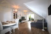 Wohnzimmer - Gepflegte 3-Zimmerwohnung im Dachgeschoss mit Garten! Meine Wohnung! = Mein Partner!