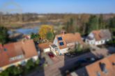 Hausansicht (2) - Charmante Doppelhaushälfte mit Wintergarten & Garage in der beliebten Schuntersiedlung!