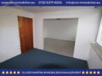 Schlafzimmer mit Ankleide - Unterkellertes Reihenendhaus mit Garage in Detmerode! Mein Haus = Mein Makler