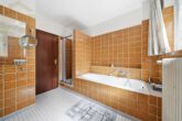 Badezimmer - Großzügiges Einfamilienhaus mit Sauna, Garten und Garage in Kreuzheide! Meine Immobilie=Mein Partner