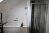 Badezimmer - Neuwertige Doppelhaushälfte mit Terrasse in Top Lage von Wendschott! Meine Immobilie = Mein Partner