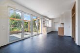 Wohnbereich-Küche - Provisionsfreie neuwertige Doppelhaushälfte mit Carport in Heiligendorf! Mein Haus = Mein Makler!