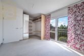 Schlafzimmer + Ankleide - Provisionsfreie neuwertige Doppelhaushälfte mit Carport in Heiligendorf! Mein Haus = Mein Makler!