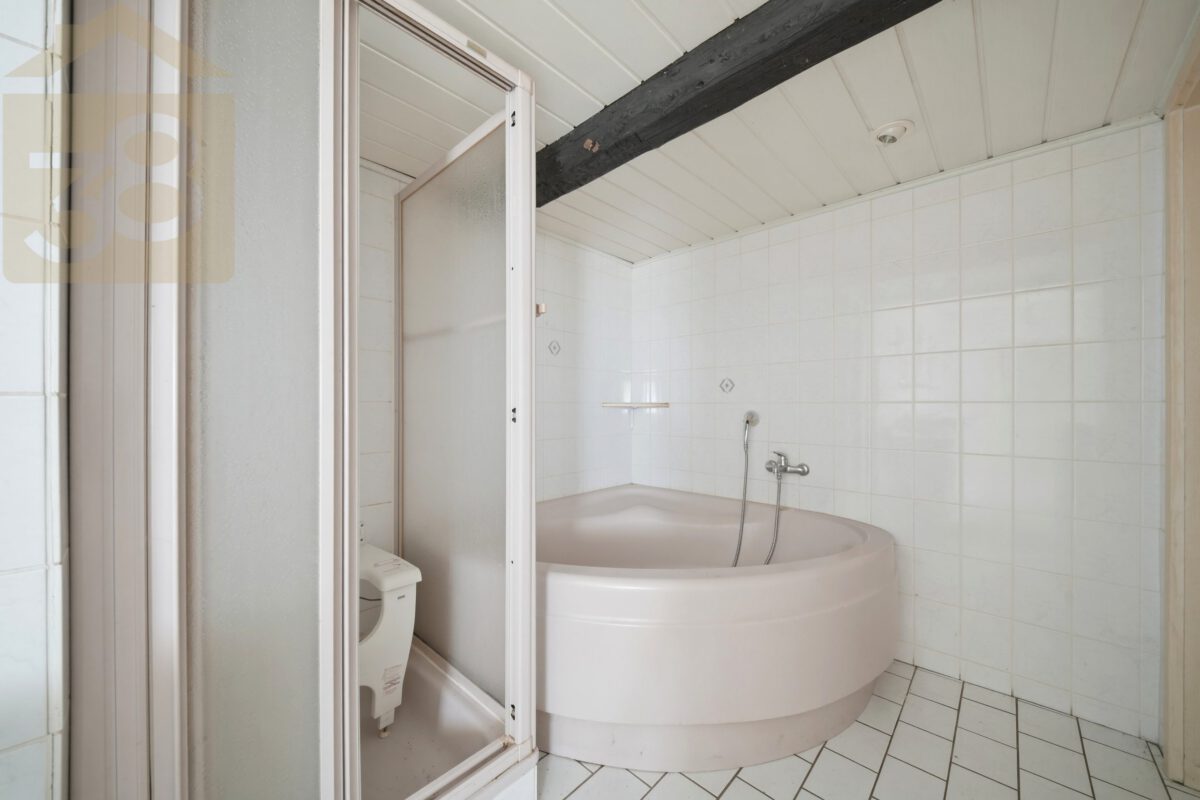 Badezimmer OG (3)
