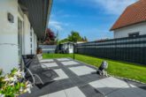 Terrasse - Moderner Architekten-Bungalow mit Walmdach in Hordorf! – Meine Immobilie! = Mein Partner!