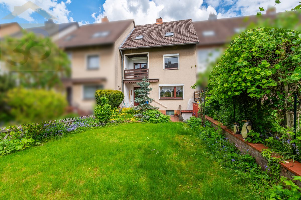 Hausansicht vom Garten