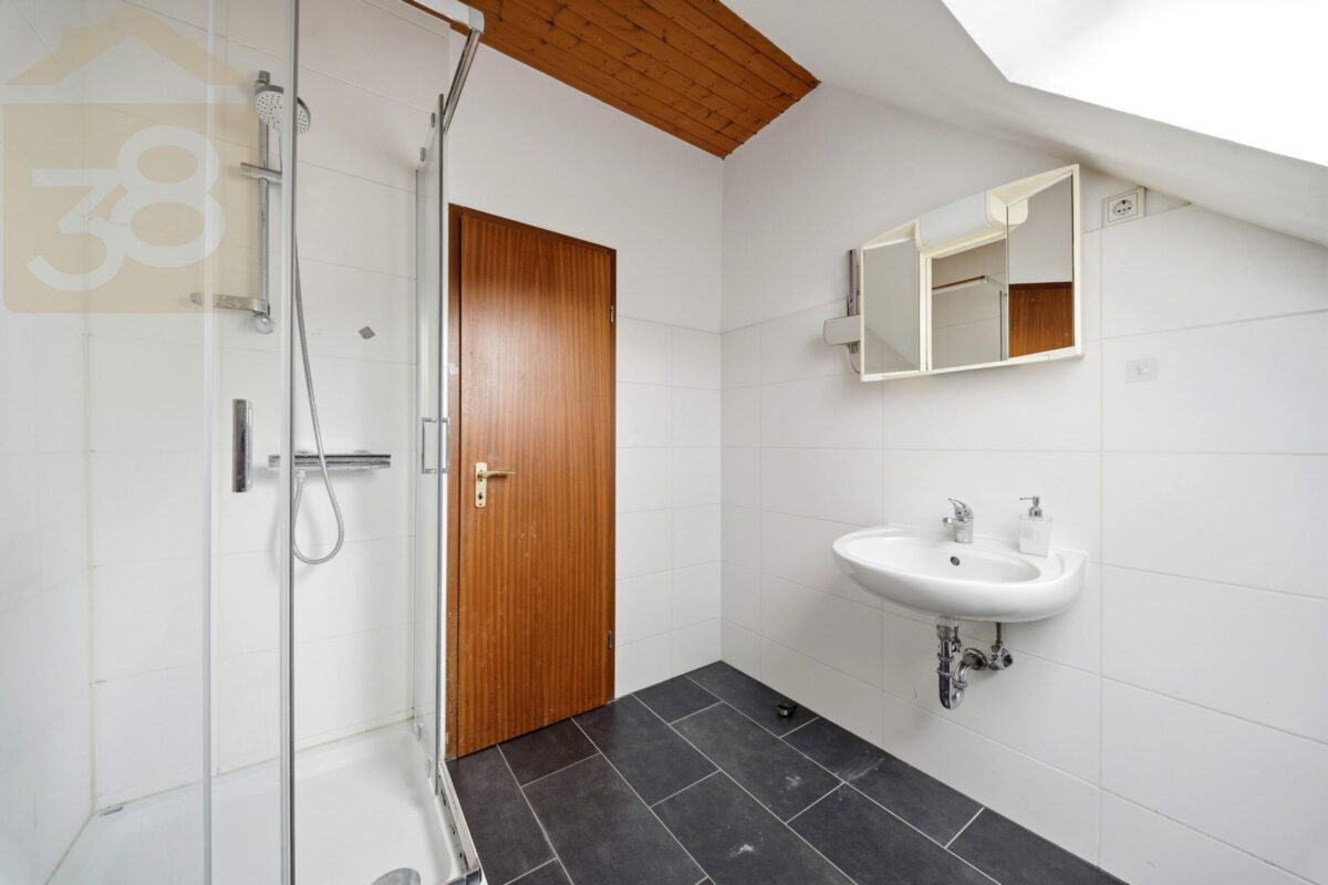 Duschbad (1-Zimmer-Wohnung)