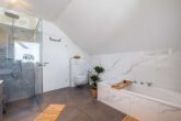 Badezimmer DG - Neuwertiges und modernes Einfamilienhaus mit Carport in Oebisfelde! Meine Immobilie = Mein Makler!
