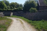 Hof - Reiterhof mit Innenstallungen, Reitplatz und ertragreicher PV-Anlage! Mein Haus = mein Makler!