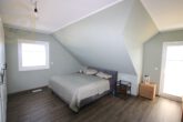 Schlafzimmer OG - Neuwertiges Einfamilienhaus – KfW 55 – in Königslutter zur Miete! Mein Haus = Mein Makler!
