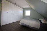 Schlafzimmer OG - Neuwertiges Einfamilienhaus – KfW 55 – in Königslutter zur Miete! Mein Haus = Mein Makler!