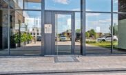 Hauseingang - „Provisionsfrei“Luxus pur:3 Zimmer, Sauna + Fitness-Area in Hellwinkel!