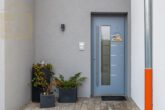 Haustür - Hochmoderne 3-Zimmer-Neubauwohnung mit Sonnenterrasse Meine Immobilie = Mein Makler!