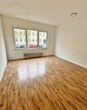 Wohnzimmer - 2 moderne Wohnungen oder Gewerberäume in Braunschweigs Stadtmitte! Meine Immobilie = Mein Makler!