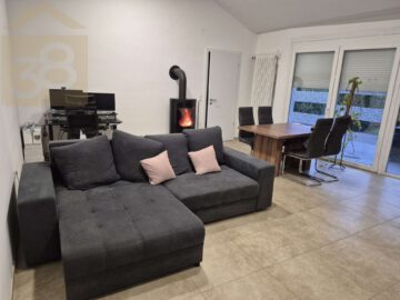 Neuwertige 2-Zimmer Doppelhaushälfte mit großer Terrasse & Kaminofen! Meine Immobilie – mein Partner, 38448 Wolfsburg, Doppelhaushälfte