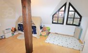 Kinderzimmer - Provisionsfreie 3 Zimmer Maisonettewohnung mit 2 Loggien in Vordorf! Meine Wohnung = Mein Makler!