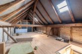 Nebengebäude Dachboden - Renovierungsbedürftiges Zweifamilienhaus mit 1.130 m² Eigentumsgrundstück in Sickte! Meine Immobilie