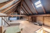 Nebengebäude Dachboden - Renovierungsbedürftiges Zweifamilienhaus mit 1.130 m² Eigentumsgrundstück in Sickte! Meine Immobilie