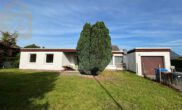 Hausansicht Garten - Barrierefreier Bungalow in Brechtorf mit Garage! Mein Haus = Mein Makler!