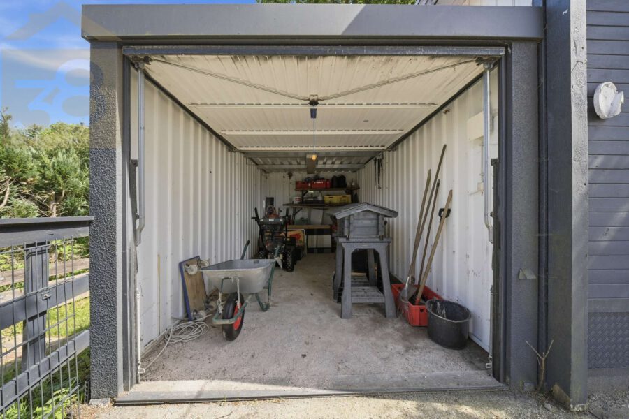 Garage 1