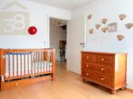 Kinderzimmer OG - Charmante Doppelhaushälfte mit Kamin, Terrasse und Garten in Vorsfelde!