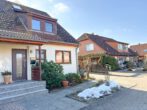 Hausansicht - Charmantes Einfamilienhaus mit Kamin, Terrasse und Garten in Vorsfelde!
